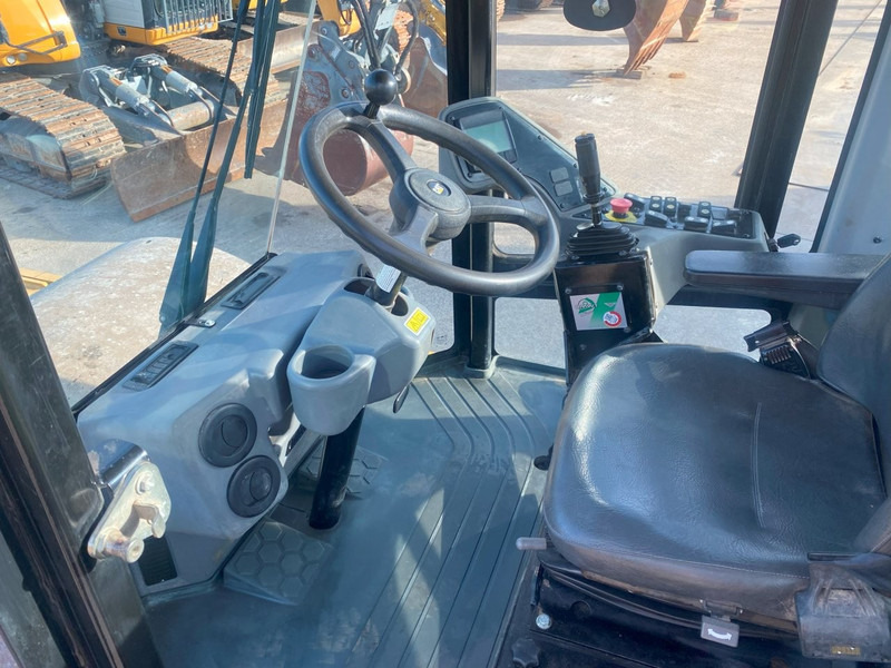 Ваљак Caterpillar CS64B NVT: слика 13