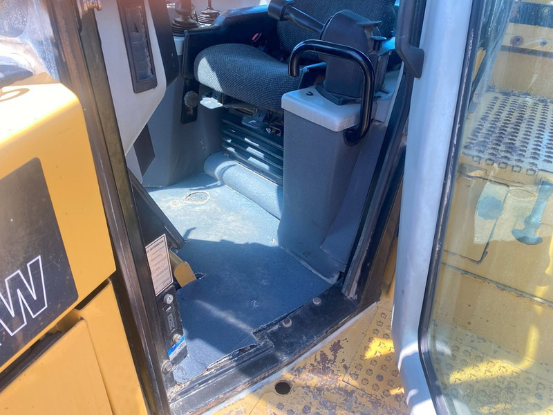 Caterpillar D6T XW NVT - Булдожер: слика 5 Caterpillar D6T XW NVT - Булдожер: слика 5