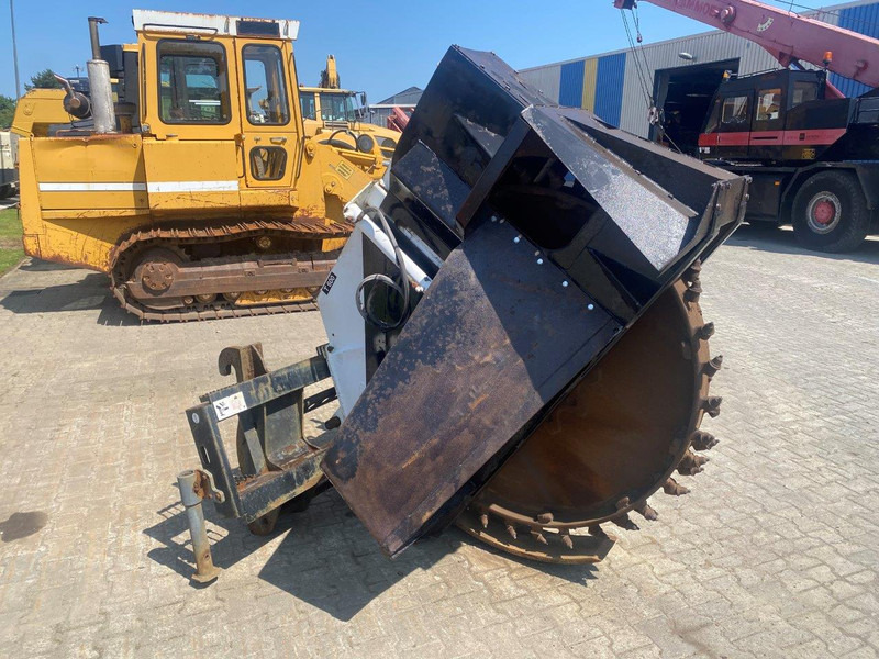 Simex T600 NVT - Машина за асфалт: слика 2 Simex T600 NVT - Машина за асфалт: слика 2