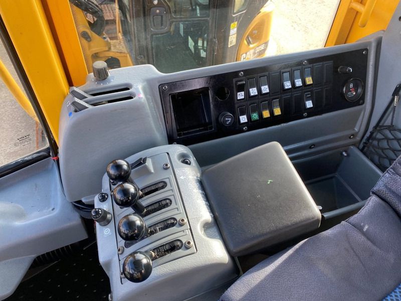 Volvo L90E NVT - Натоварувач на тркала: слика 5 Volvo L90E NVT - Натоварувач на тркала: слика 5