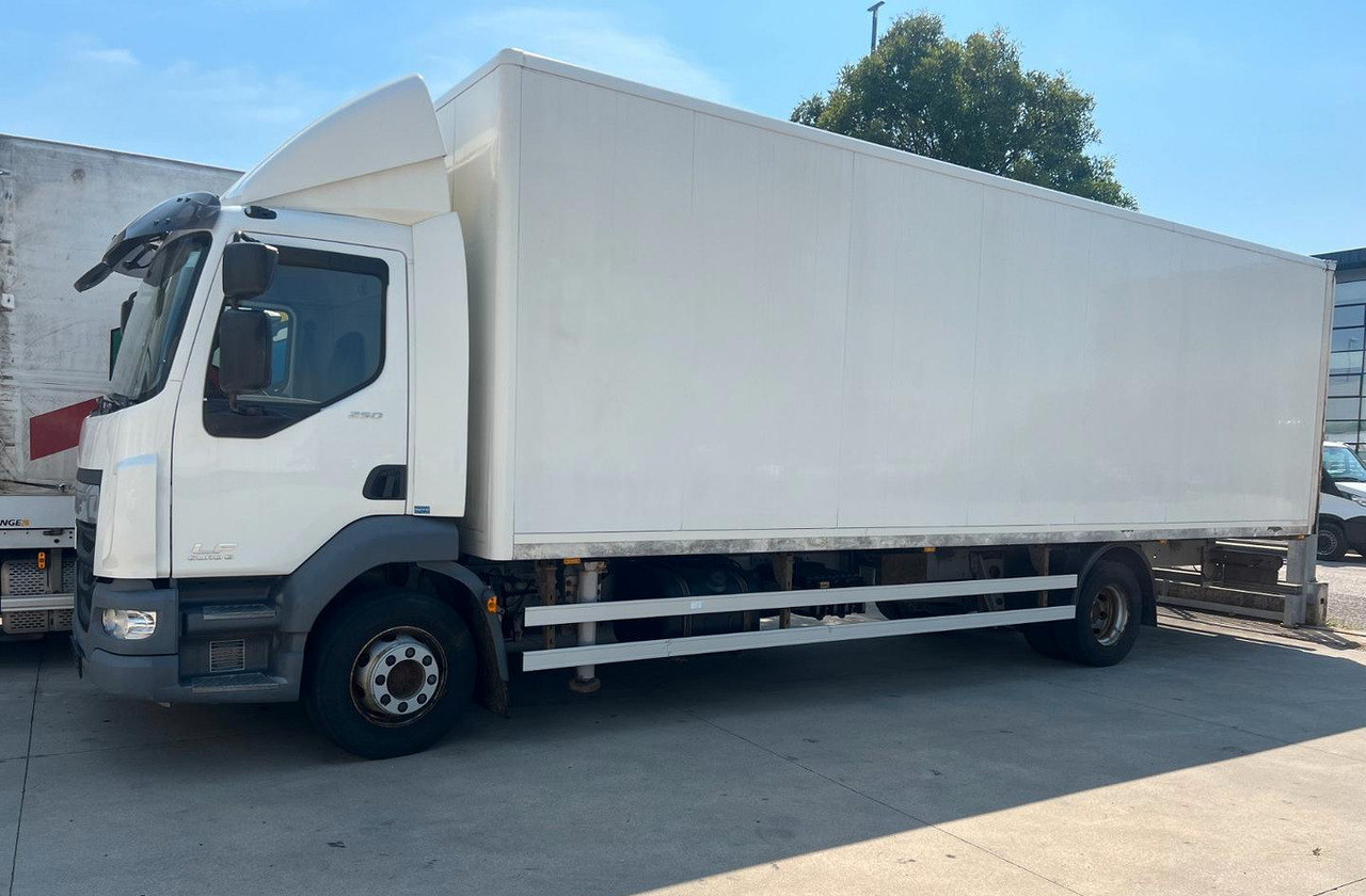 Daf lf 250 fa furgone 8 mt euro 6 - Камион сандучар: слика 1 Daf lf 250 fa furgone 8 mt euro 6 - Камион сандучар: слика 1