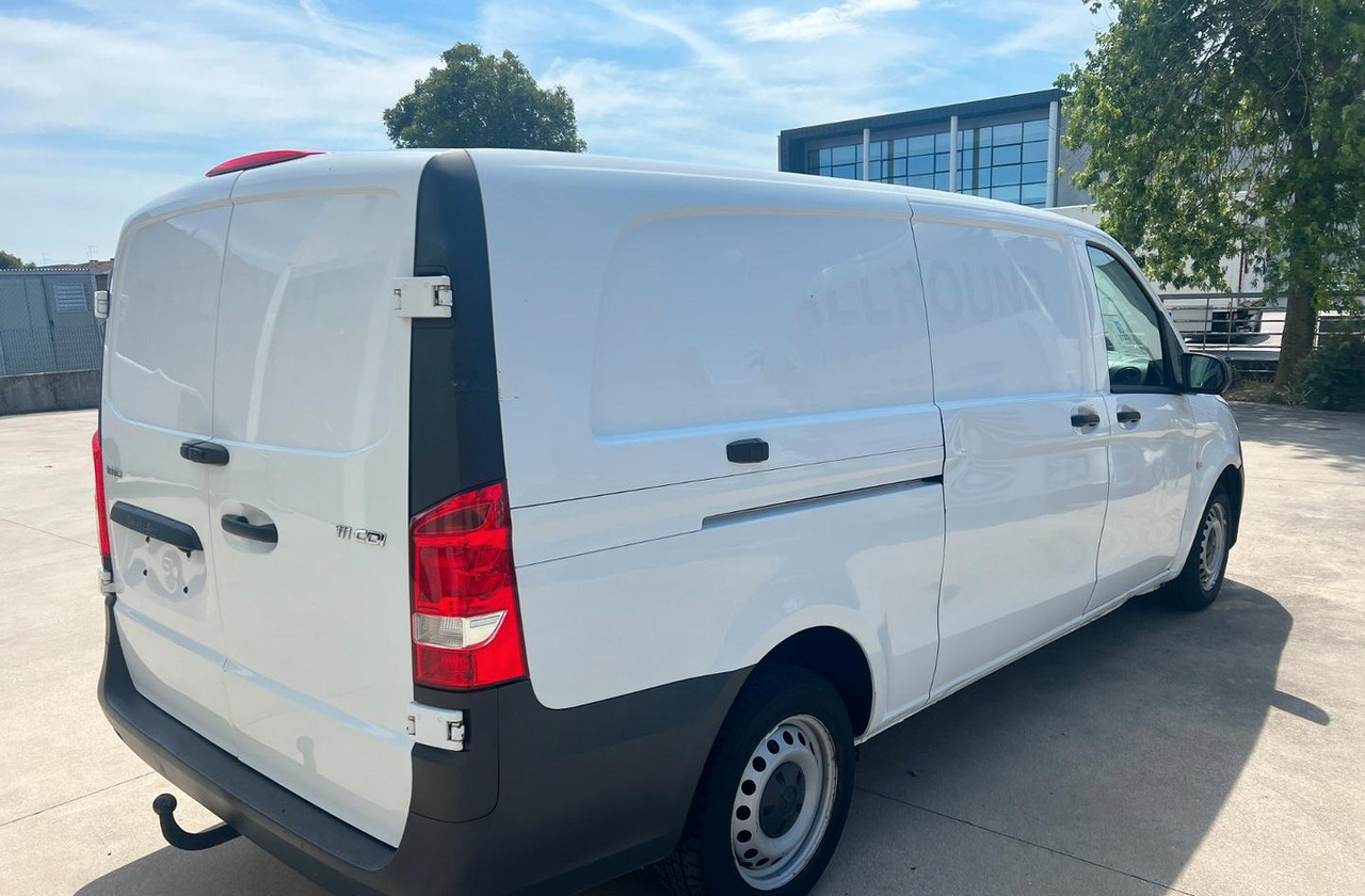 Mercedes vito 111 - Товарно комбе: слика 2 Mercedes vito 111 - Товарно комбе: слика 2