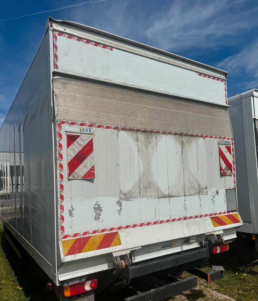 Iveco 75e190 - Камион сандучар: слика 1 Iveco 75e190 - Камион сандучар: слика 1