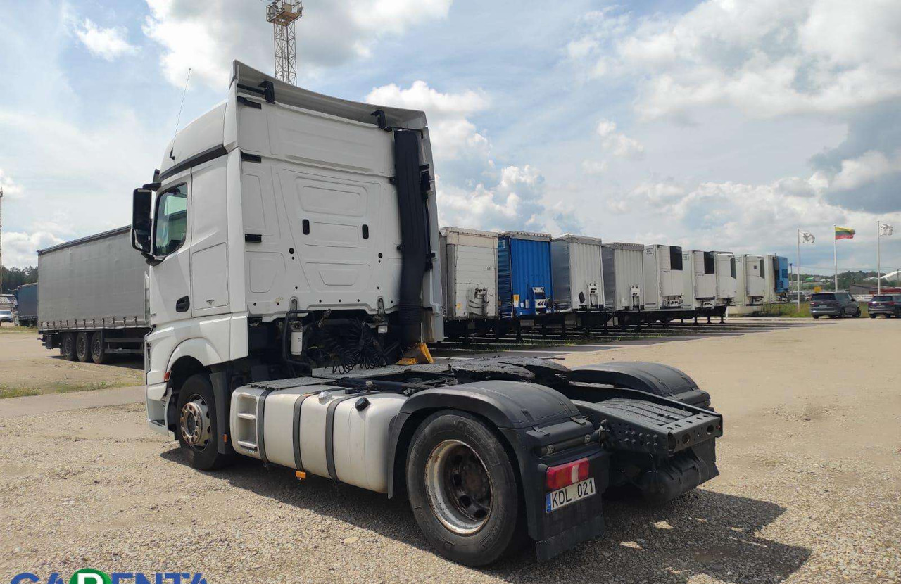 Mercedes-Benz Actros 1845 - Камион влекач: слика 4 Mercedes-Benz Actros 1845 - Камион влекач: слика 4