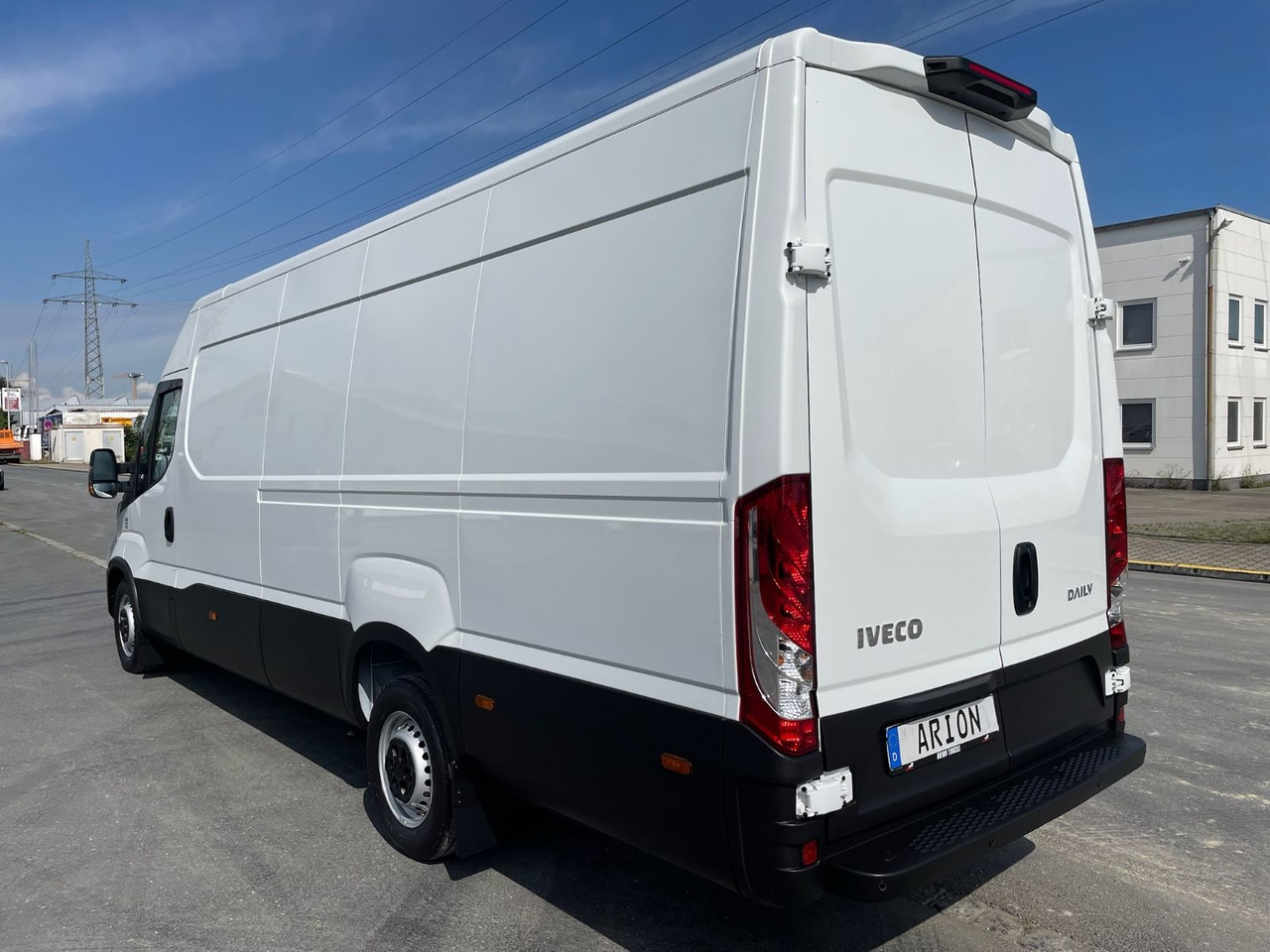 Iveco Daily 35S16 L4H2 Kastenwagen/GARANTIE/4680mm/AC - Товарно комбе: слика 4 Iveco Daily 35S16 L4H2 Kastenwagen/GARANTIE/4680mm/AC - Товарно комбе: слика 4