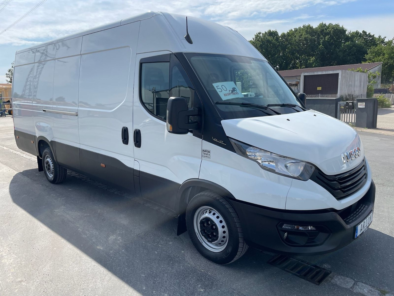 Iveco Daily 35S16 L4H2 Kastenwagen/GARANTIE/4680mm/AC - Товарно комбе: слика 1 Iveco Daily 35S16 L4H2 Kastenwagen/GARANTIE/4680mm/AC - Товарно комбе: слика 1