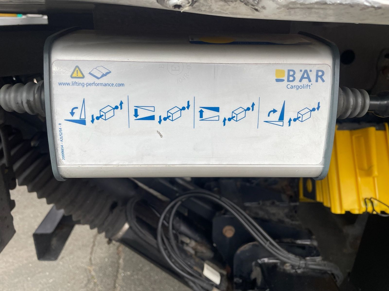 KERSCHER ZAA18 Kühlkoffer/CARRIER/SUPRA900U/LBW - Приколка ладилник: слика 4 KERSCHER ZAA18 Kühlkoffer/CARRIER/SUPRA900U/LBW - Приколка ладилник: слика 4