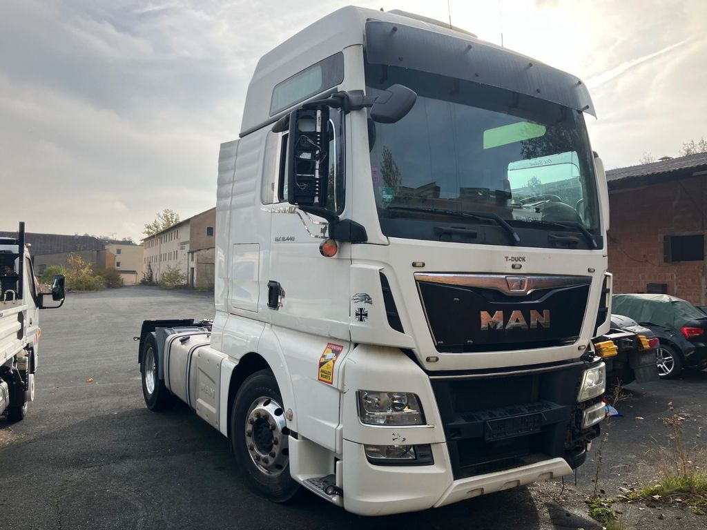 Камион влекач MAN TGX 18.440 4x2/BrokenEngine/Intarder/XXL/StandAC: слика 1