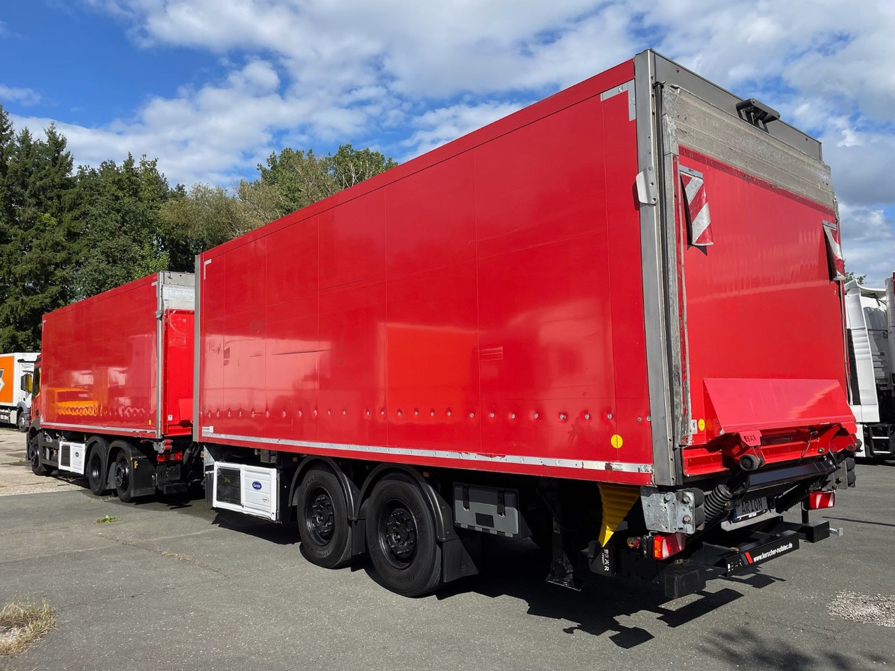 Mercedes-Benz Actros 2543 6x2 Kühlkoffer/CARRIER/KERSCHER/EU6d - Камион ладилник: слика 4 Mercedes-Benz Actros 2543 6x2 Kühlkoffer/CARRIER/KERSCHER/EU6d - Камион ладилник: слика 4
