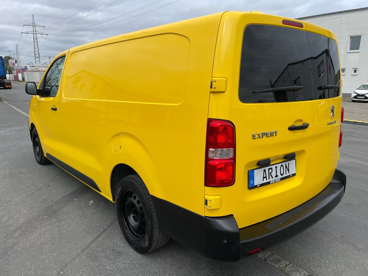 Peugeot Expert Kasten Pro L3/2.0 BlueHDI/AC/15xVerfügbar - Мало комбе: слика 4 Peugeot Expert Kasten Pro L3/2.0 BlueHDI/AC/15xVerfügbar - Мало комбе: слика 4