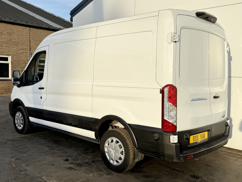 Ford E-Transit 390 75kWh 184PK 390 Elektrisch 75kWh 334km WLTP BEV Snelladen L2H2 Climate Control Tachograaf Carplay 360° Camera Stoelverwarming Parkeersensoren voor achter Laadkabel - Товарно комбе, Електрично комбе: слика 2 Ford E-Transit 390 75kWh 184PK 390 Elektrisch 75kWh 334km WLTP BEV Snelladen L2H2 Climate Control Tachograaf Carplay 360° Camera Stoelverwarming Parkeersensoren voor achter Laadkabel - Товарно комбе, Електрично комбе: слика 2