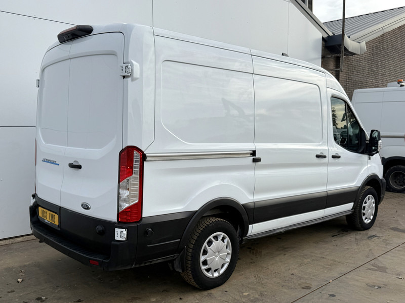 Ford E-Transit 390 75kWh 184PK Elektrisch 75kWh 334km WLTP BEV Snelladen L2H2 Climate Control Tacho Carplay Camera Stoelverwarming Parkeersensoren voor achter - Товарно комбе, Електрично комбе: слика 3 Ford E-Transit 390 75kWh 184PK Elektrisch 75kWh 334km WLTP BEV Snelladen L2H2 Climate Control Tacho Carplay Camera Stoelverwarming Parkeersensoren voor achter - Товарно комбе, Електрично комбе: слика 3