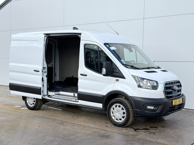 Ford E-Transit 75kWh 184PK 390 Elektrisch 75kWh 334km WLTP BEV Snelladen L2H2 Climate Control Tacho Carplay Camera Stoelverwarming Parkeersensoren voor achter - Товарно комбе, Електрично комбе: слика 5 Ford E-Transit 75kWh 184PK 390 Elektrisch 75kWh 334km WLTP BEV Snelladen L2H2 Climate Control Tacho Carplay Camera Stoelverwarming Parkeersensoren voor achter - Товарно комбе, Електрично комбе: слика 5