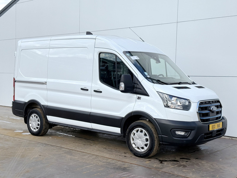 Ford E-Transit 75kWh 184PK 390 Elektrisch 75kWh 334km WLTP BEV Snelladen L2H2 Climate Control Tacho Carplay Camera Stoelverwarming Parkeersensoren voor achter - Товарно комбе, Електрично комбе: слика 4 Ford E-Transit 75kWh 184PK 390 Elektrisch 75kWh 334km WLTP BEV Snelladen L2H2 Climate Control Tacho Carplay Camera Stoelverwarming Parkeersensoren voor achter - Товарно комбе, Електрично комбе: слика 4
