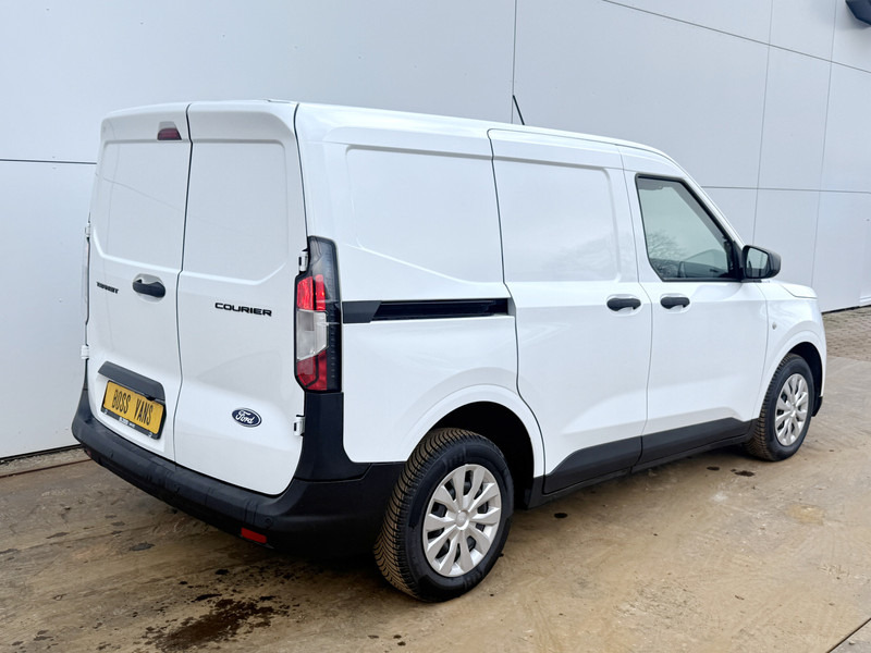 Ford Transit Courier 1.0 EcoBoost 100PK **Benzine** Climate Control Cruise Lane assist Carplay Camera Stuur / Stoelverwarming Parkeersensoren voor achter - Мало комбе: слика 3 Ford Transit Courier 1.0 EcoBoost 100PK **Benzine** Climate Control Cruise Lane assist Carplay Camera Stuur / Stoelverwarming Parkeersensoren voor achter - Мало комбе: слика 3