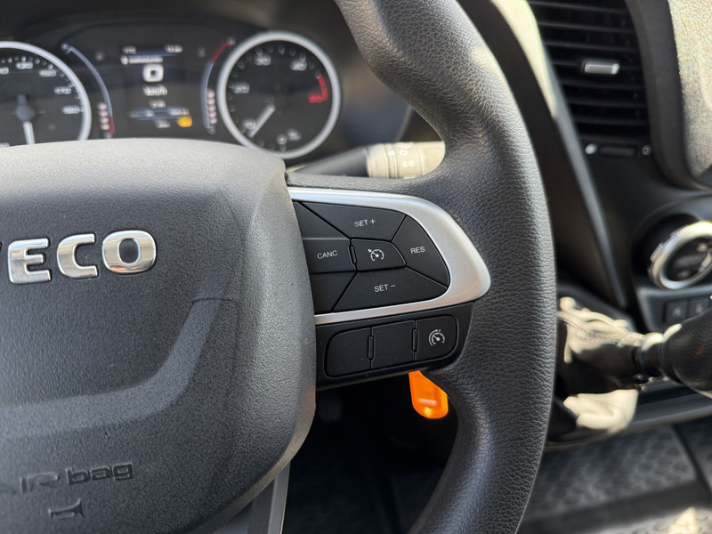 Товарно комбе Iveco Daily 35S14 L2H2 Airco Cruise Control 3.5t Trekgewicht Euro 6: слика 18