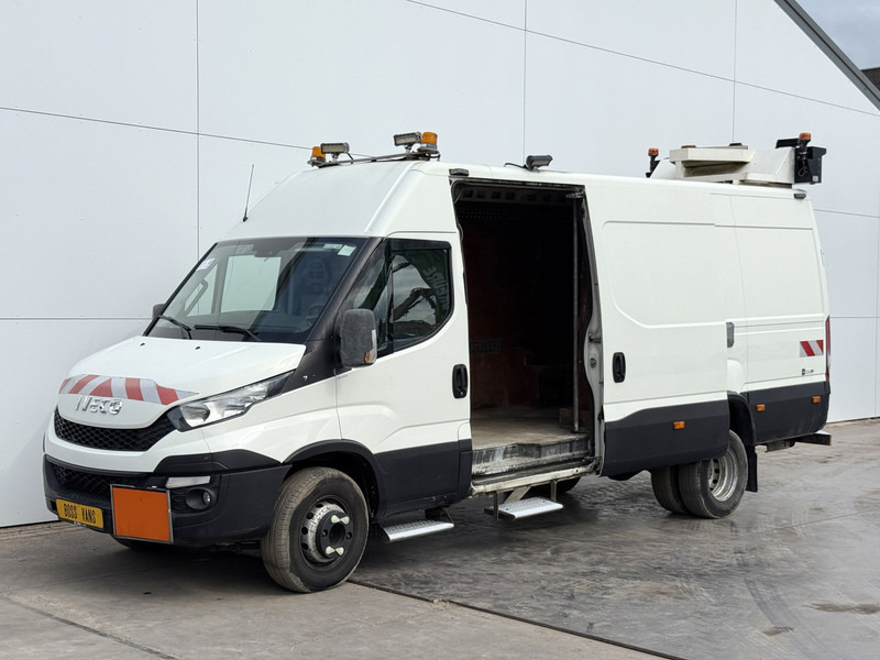 Iveco Daily 70C17 3.0 **Engine Broken** 3.0L L4H2 Dubbellucht Airco Cruise Control Dubbele Schuifdeuren Trekhaak 3.5t Tachograaf - Товарно комбе: слика 2 Iveco Daily 70C17 3.0 **Engine Broken** 3.0L L4H2 Dubbellucht Airco Cruise Control Dubbele Schuifdeuren Trekhaak 3.5t Tachograaf - Товарно комбе: слика 2