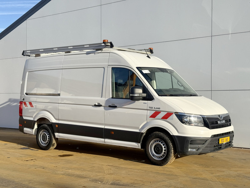 MAN TGE 3.140 2.0 TDI L3H3 Airco Cruise Control Trekhaak Carplay Navigatie Parkeersensoren voor achter - Товарно комбе: слика 4 MAN TGE 3.140 2.0 TDI L3H3 Airco Cruise Control Trekhaak Carplay Navigatie Parkeersensoren voor achter - Товарно комбе: слика 4