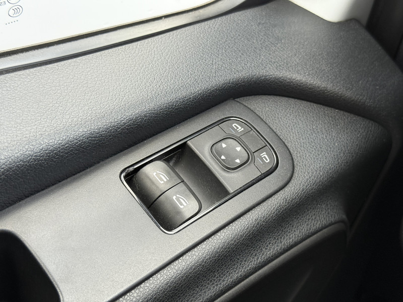 Товарно комбе Mercedes-Benz Sprinter 314 2.2 CDI L2H2 Climate Control Cruise Control Carplay: слика 19
