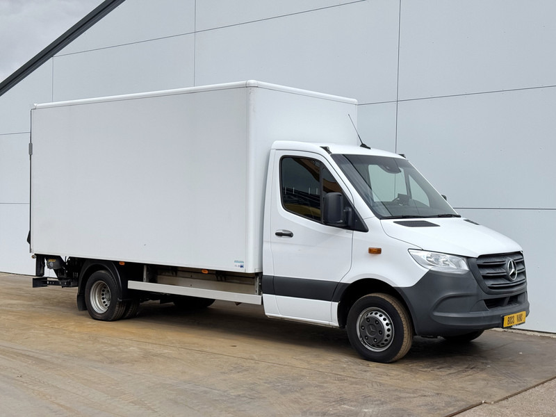 Mercedes-Benz Sprinter 514 2.2 CDI Automaat Laadklep Climate Control Camera Carplay Bakwagen Meubelbak - Комбе фургон: слика 4 Mercedes-Benz Sprinter 514 2.2 CDI Automaat Laadklep Climate Control Camera Carplay Bakwagen Meubelbak - Комбе фургон: слика 4