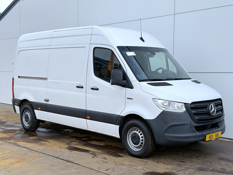 Mercedes-Benz eSprinter 312 55kWh ALL-IN PRIJS L2H2 55kWh 168km WLTP 80kw Snelladen Climate Control Camera Stoelverwarming - Товарно комбе, Електрично комбе: слика 4 Mercedes-Benz eSprinter 312 55kWh ALL-IN PRIJS L2H2 55kWh 168km WLTP 80kw Snelladen Climate Control Camera Stoelverwarming - Товарно комбе, Електрично комбе: слика 4