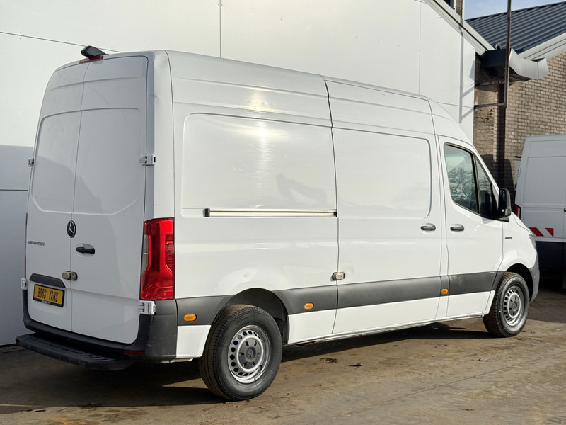 Mercedes-Benz eSprinter 312 ALL-IN PRIJS L2H2 55kWh 168km WLTP 80kw Snelladen Climate Control Camera Stoelverwarming - Товарно комбе, Електрично комбе: слика 3 Mercedes-Benz eSprinter 312 ALL-IN PRIJS L2H2 55kWh 168km WLTP 80kw Snelladen Climate Control Camera Stoelverwarming - Товарно комбе, Електрично комбе: слика 3