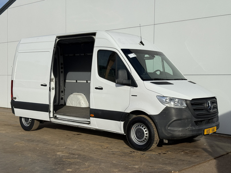 Mercedes-Benz eSprinter 312 ALL-IN PRIJS L2H2 55kWh 168km WLTP 80kw Snelladen Climate Control Camera Stoelverwarming - Товарно комбе, Електрично комбе: слика 5 Mercedes-Benz eSprinter 312 ALL-IN PRIJS L2H2 55kWh 168km WLTP 80kw Snelladen Climate Control Camera Stoelverwarming - Товарно комбе, Електрично комбе: слика 5