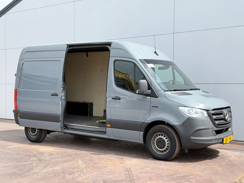 Товарно комбе, Електрично комбе Mercedes-Benz eSprinter 312 ALL-IN PRIJS L2H2 Elektrisch 41kWh 135km WLTP Climate Control Camera Stoelverwarming: слика 6 Товарно комбе, Електрично комбе Mercedes-Benz eSprinter 312 ALL-IN PRIJS L2H2 Elektrisch 41kWh 135km WLTP Climate Control Camera Stoelverwarming: слика 6