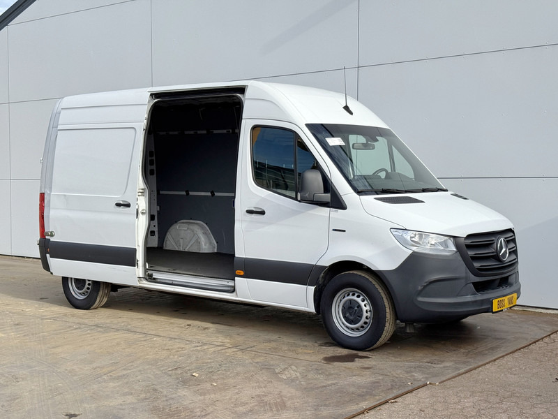 Mercedes-Benz eSprinter 312 L2H2 100% Elektrisch 55kWh 168km WLTP 80kw Snelladen Climate Control Camera Stoelverwarming - Товарно комбе, Електрично комбе: слика 5 Mercedes-Benz eSprinter 312 L2H2 100% Elektrisch 55kWh 168km WLTP 80kw Snelladen Climate Control Camera Stoelverwarming - Товарно комбе, Електрично комбе: слика 5