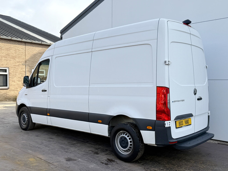 Mercedes-Benz eSprinter 312 L2H2 Elektrisch 41kWh 135km WLTP Climate Control Camera Stoelverwarming - Товарно комбе, Електрично комбе: слика 2 Mercedes-Benz eSprinter 312 L2H2 Elektrisch 41kWh 135km WLTP Climate Control Camera Stoelverwarming - Товарно комбе, Електрично комбе: слика 2