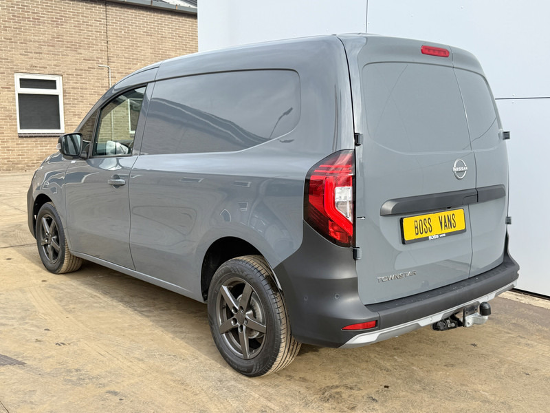 Nissan Townstar N-Connecta 1.3 130PK **Benzine** L1H1 Airco Carplay Cruise Control Trekhaak Keyless Start Stoelverwarming Parkeersensoren voor achter - Мало комбе: слика 2 Nissan Townstar N-Connecta 1.3 130PK **Benzine** L1H1 Airco Carplay Cruise Control Trekhaak Keyless Start Stoelverwarming Parkeersensoren voor achter - Мало комбе: слика 2