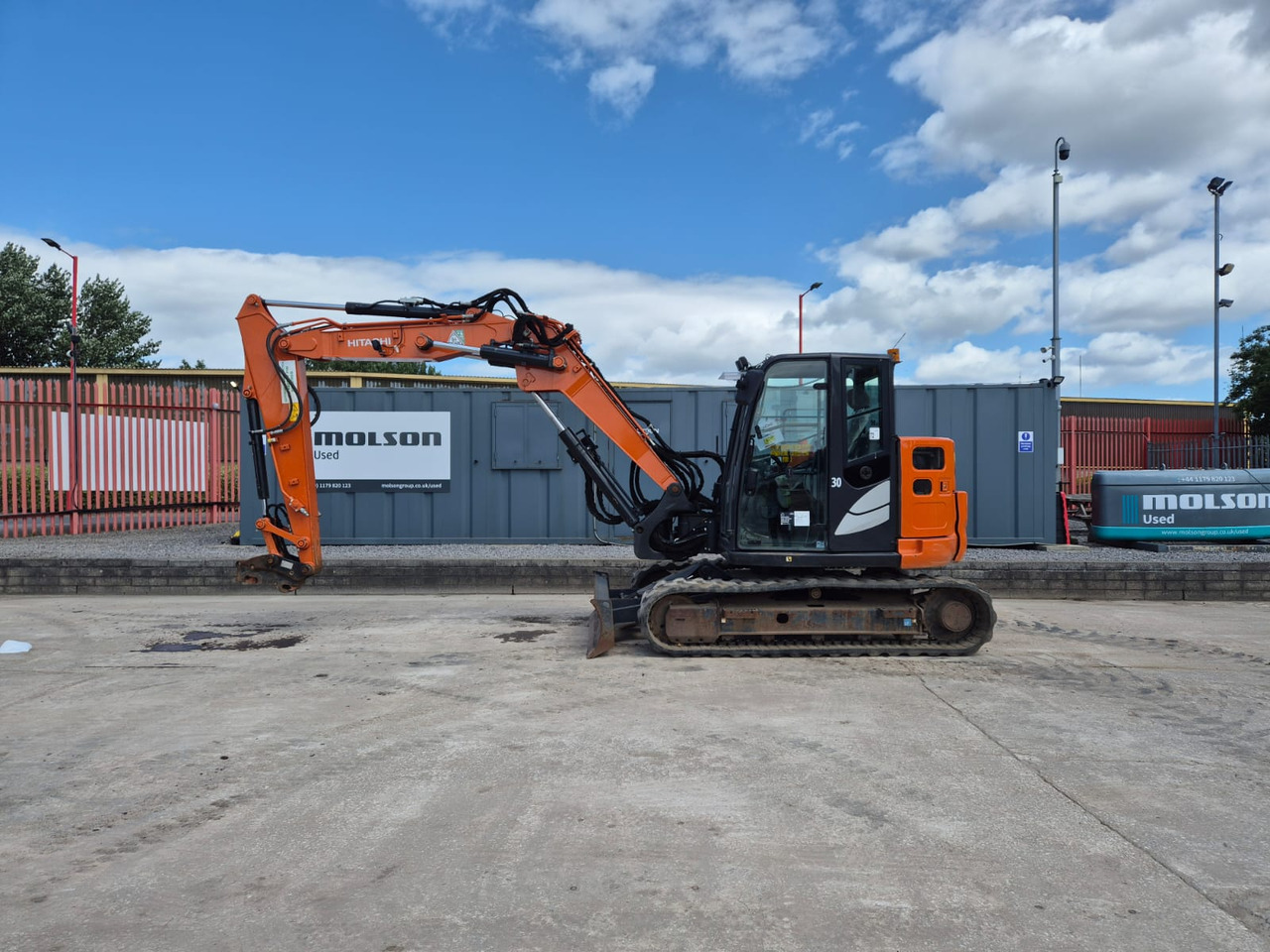 Hitachi ZX85USBR-6 2PB - Мини багер: слика 2 Hitachi ZX85USBR-6 2PB - Мини багер: слика 2