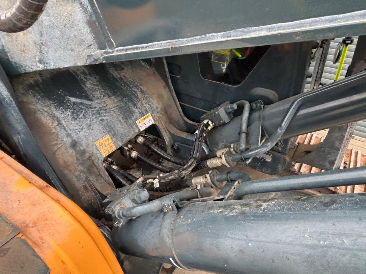 Багер гасеничар Hyundai HX380AL: слика 14