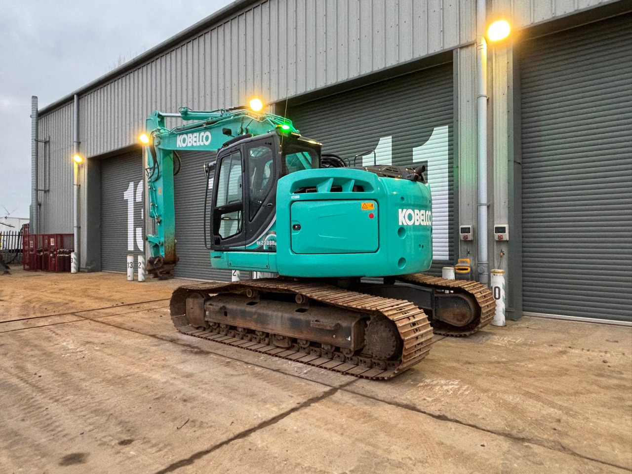Kobelco SK230SRLC-5E - Багер гасеничар: слика 3 Kobelco SK230SRLC-5E - Багер гасеничар: слика 3