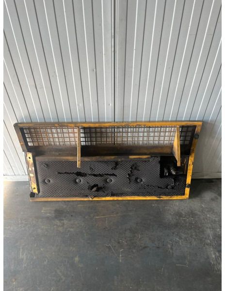 Liebherr A904 Li/A904C Li/R904/R904C - Браник: слика 2 Liebherr A904 Li/A904C Li/R904/R904C - Браник: слика 2