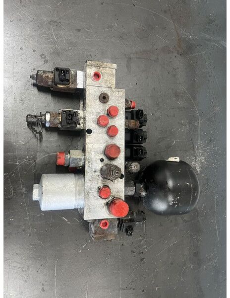 Liebherr A944C Li / A934C Li / R944C Li / R954C - Хидраулика: слика 1 Liebherr A944C Li / A934C Li / R944C Li / R954C - Хидраулика: слика 1