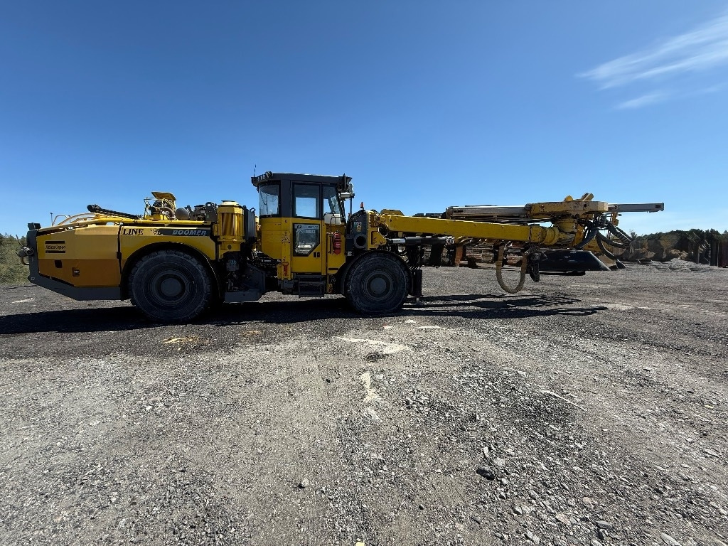 Epiroc BOOMER E2C  - Машина за дупчење тунел: слика 1 Epiroc BOOMER E2C  - Машина за дупчење тунел: слика 1