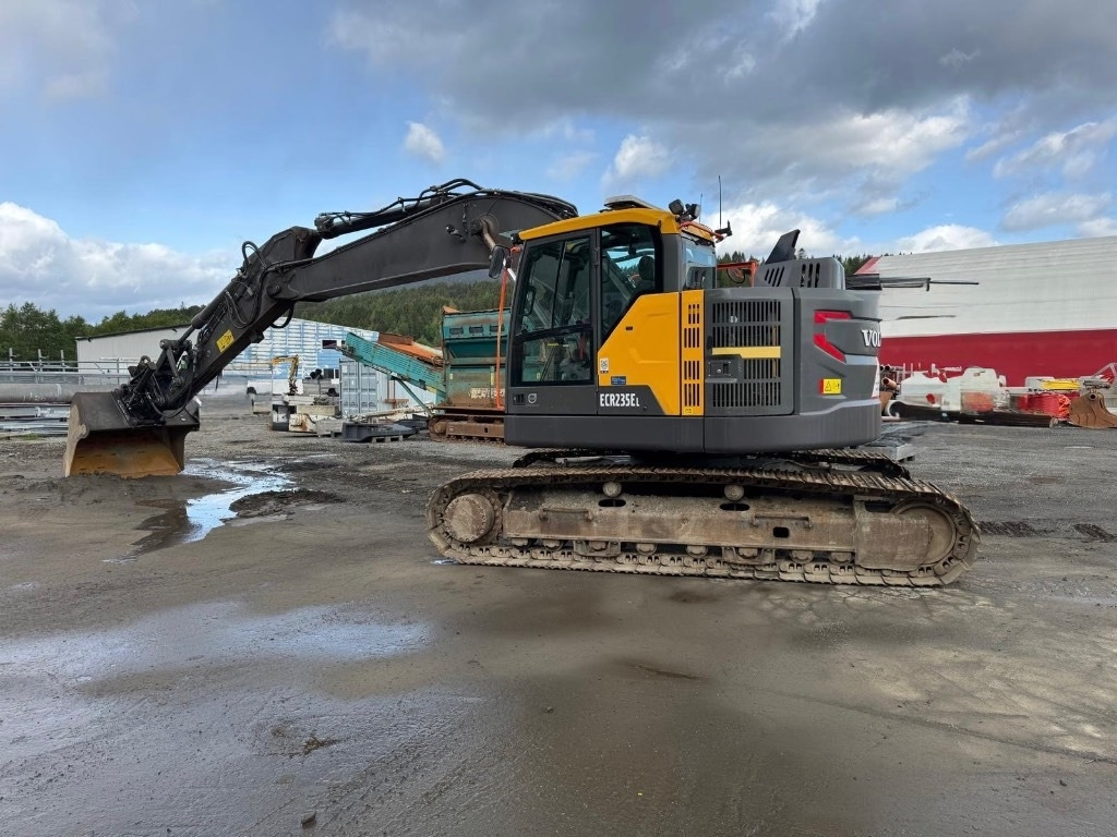 Volvo ECR 235 E - Багер гасеничар: слика 4 Volvo ECR 235 E - Багер гасеничар: слика 4