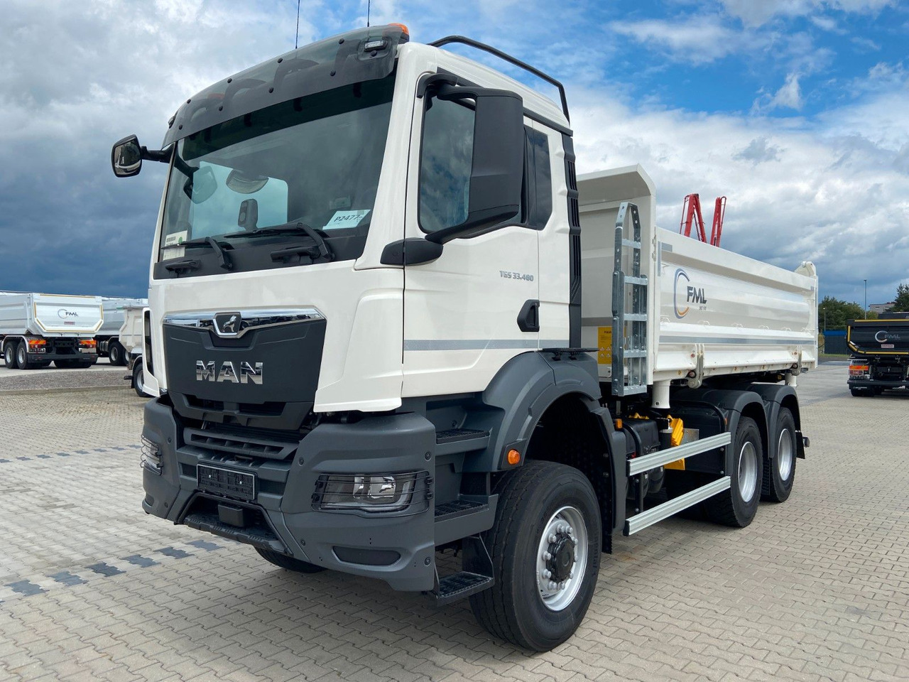 MAN TGS 33.480 6X6 FML Dreiseitenkipper - Кипер: слика 2 MAN TGS 33.480 6X6 FML Dreiseitenkipper - Кипер: слика 2