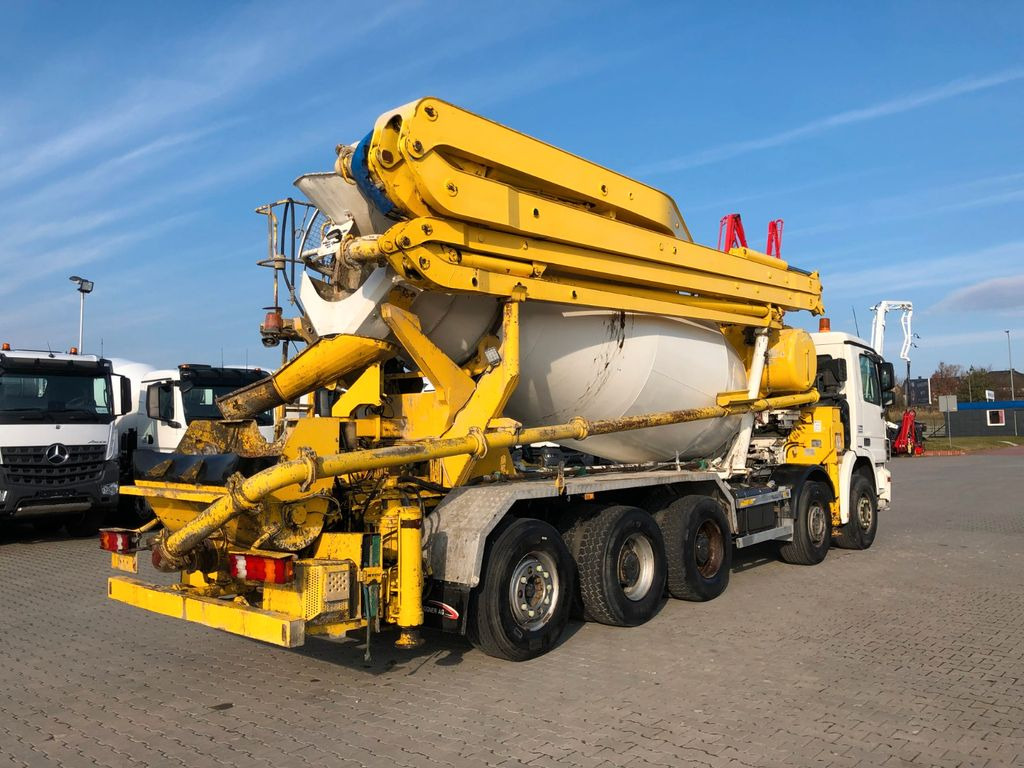 Mercedes-Benz 4148 SERMAC 33m 10 m3 MIXER - Камион со бетонска пумпа: слика 5 Mercedes-Benz 4148 SERMAC 33m 10 m3 MIXER - Камион со бетонска пумпа: слика 5