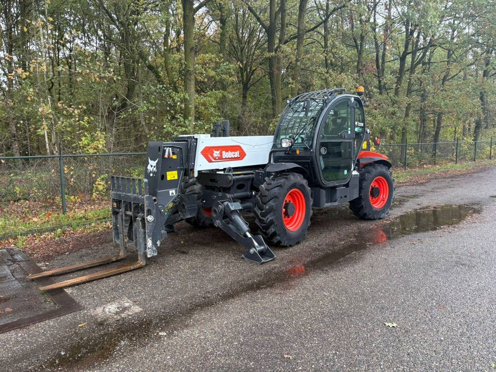 Bobcat T41.140 SLP (not JCB 540-140) - Телескопски ракувач: слика 1 Bobcat T41.140 SLP (not JCB 540-140) - Телескопски ракувач: слика 1