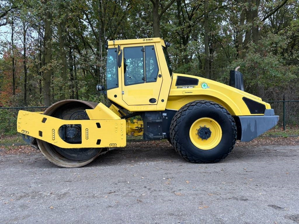 Bomag BW 213 D H-4 i EVIB/BVC / Airco / German machine  - Компактор: слика 2 Bomag BW 213 D H-4 i EVIB/BVC / Airco / German machine  - Компактор: слика 2