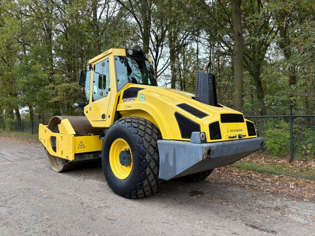 Bomag BW 213 D H-4 i EVIB/BVC / Airco / German machine  - Компактор: слика 3 Bomag BW 213 D H-4 i EVIB/BVC / Airco / German machine  - Компактор: слика 3