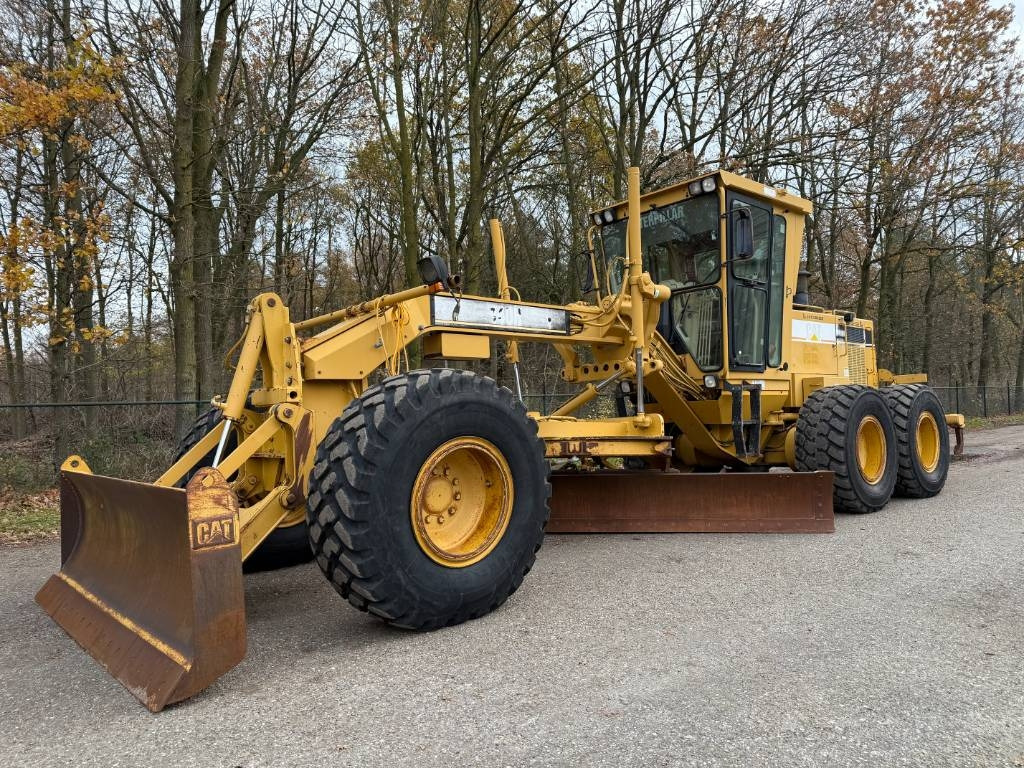 CAT 140H with CE, TOP CONDITION - Порамнувач: слика 1 CAT 140H with CE, TOP CONDITION - Порамнувач: слика 1