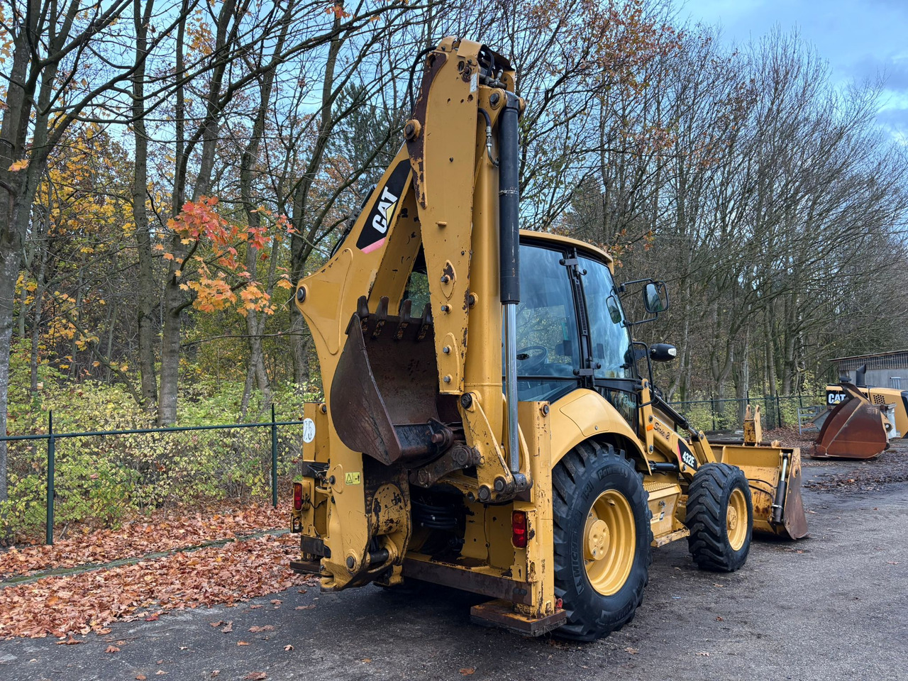 CATERPILLAR 432E - Ровокопач: слика 4 CATERPILLAR 432E - Ровокопач: слика 4