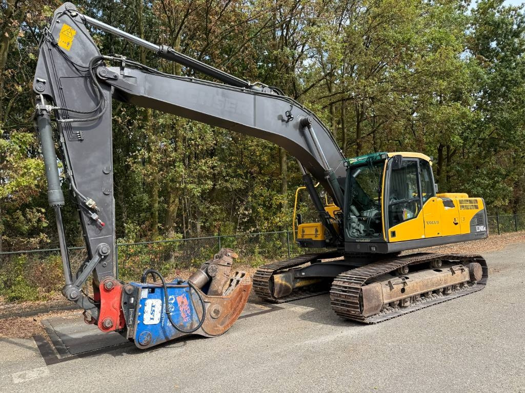 Багер гасеничар Volvo EC 240 C N L: слика 1