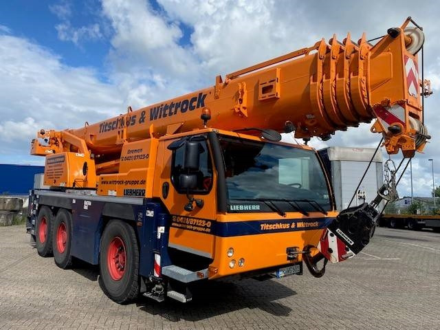 Liebherr LTM 1055-3.2 - Кран за секакви терени: слика 1 Liebherr LTM 1055-3.2 - Кран за секакви терени: слика 1