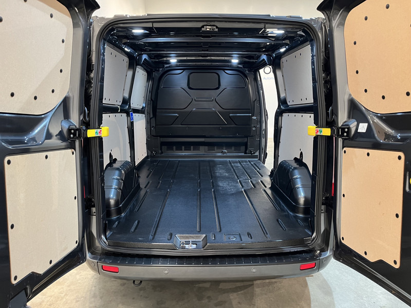 Ford Transit Custom 2.0 TDCI L2H1 Limited 130 PK / Euro 6 / Airco / Cruise Control / CarPlay / PDC / Navigatie / 3-Zits / 16.200 KM !! / BPM VRIJ !! - Мало комбе: слика 5 Ford Transit Custom 2.0 TDCI L2H1 Limited 130 PK / Euro 6 / Airco / Cruise Control / CarPlay / PDC / Navigatie / 3-Zits / 16.200 KM !! / BPM VRIJ !! - Мало комбе: слика 5