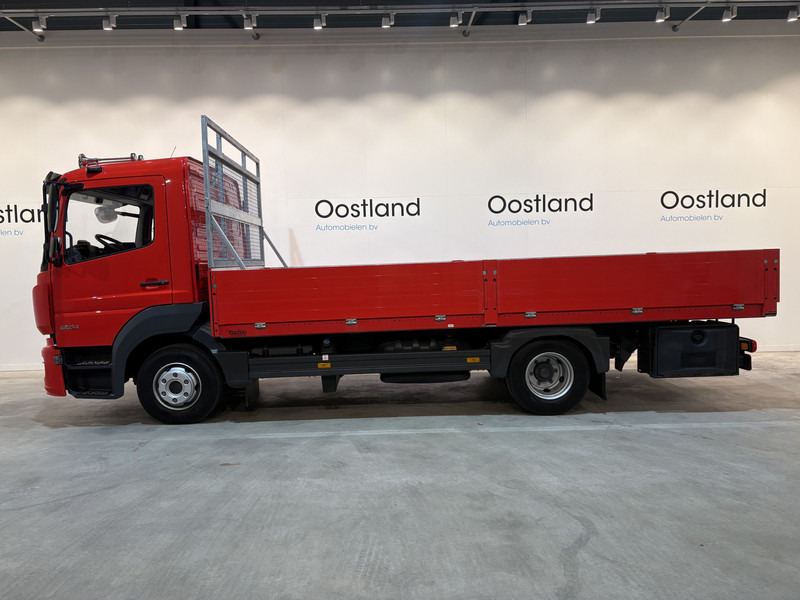 Mercedes-Benz Atego 824 BL Open Laadbak / 6 cil. Automaat / Airco / Cruise Control / 3 Zitplaatsen / 12.890 KM !! - Камион со платформа: слика 2 Mercedes-Benz Atego 824 BL Open Laadbak / 6 cil. Automaat / Airco / Cruise Control / 3 Zitplaatsen / 12.890 KM !! - Камион со платформа: слика 2