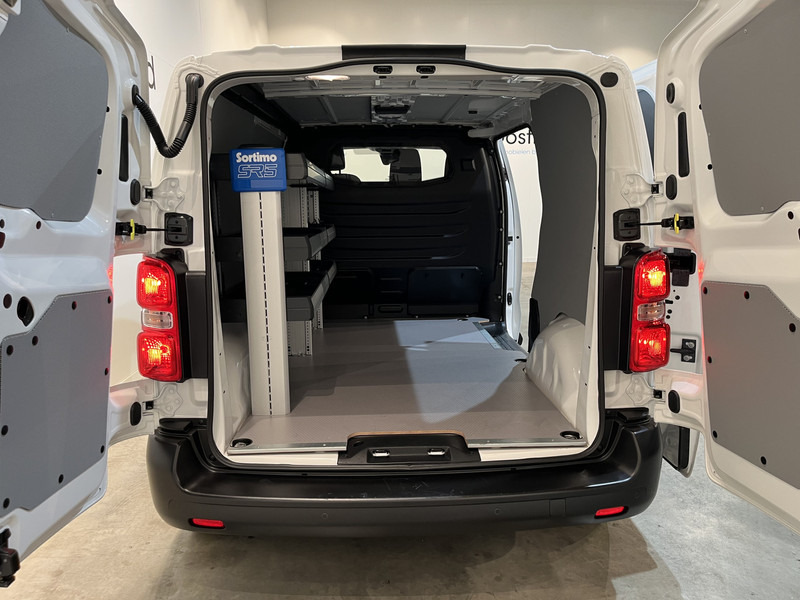 Opel Vivaro-e L2 75 kWh Servicebus / Sortimo Inrichting / 100% elektrisch !! / Airco / Cruise Control / CarPlay / Camera / Navigatie / 3-Zits / 3.800 KM !! - Мало комбе, Електрично комбе: слика 4 Opel Vivaro-e L2 75 kWh Servicebus / Sortimo Inrichting / 100% elektrisch !! / Airco / Cruise Control / CarPlay / Camera / Navigatie / 3-Zits / 3.800 KM !! - Мало комбе, Електрично комбе: слика 4